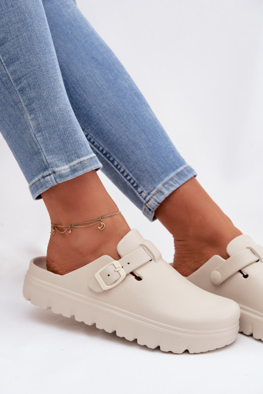 Lengvos šlepetės Moteriškos šlepetės su dirželiais I su sagtimis smėlio spalvos Larinie