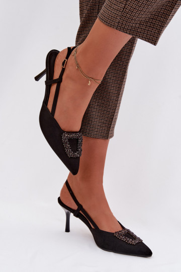 Moteriškos basutės su plonais kulniukais su ornamentais juodos spalvos Ismeria