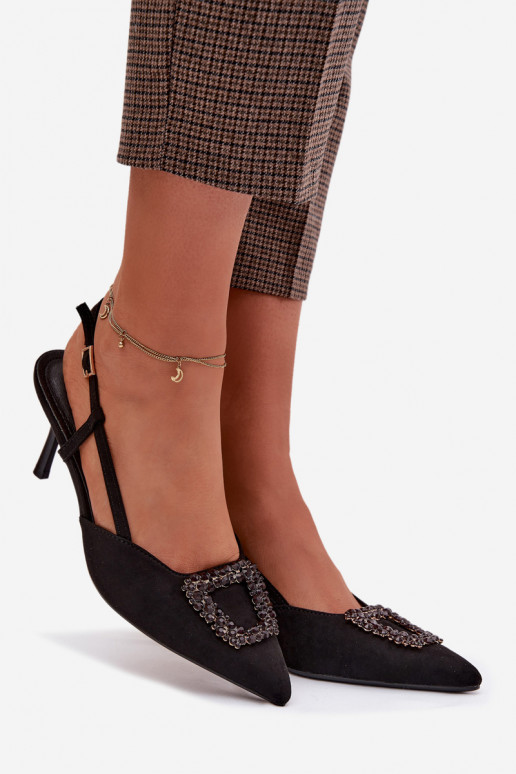 Moteriškos basutės su plonais kulniukais su ornamentais juodos spalvos Ismeria