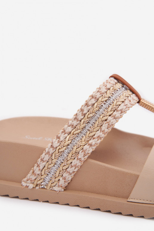 Moteriškos šlepetės su platforma su juostelėmis I aukso spalvosm Detalem smėlio spalvos Tahlia