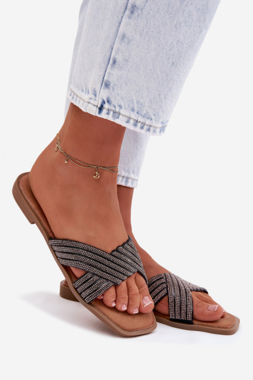 Moteriškos šlepetės su plačiais kulniukais su tviskančiomis akutėmis juodos spalvos Zinnia