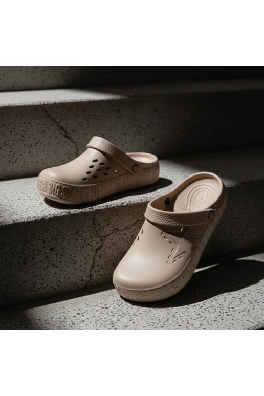 Šlepetės Klumpės Moteriškas Lengvos šlepetės Big Star TT274A083 smėlio spalvos