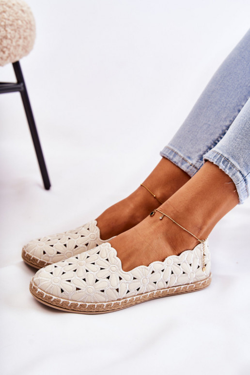 Moteriškas Įsispiriamo modelio Balerinos su gėlytėmis baltos spalvos Vennice