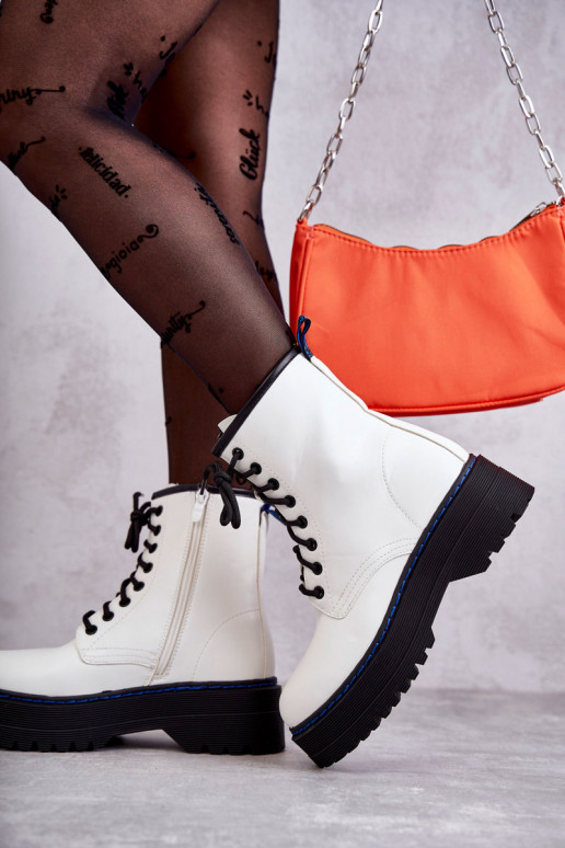 Moteriškas su dirželiais Moteriški kerziniai batai baltos spalvos Callie