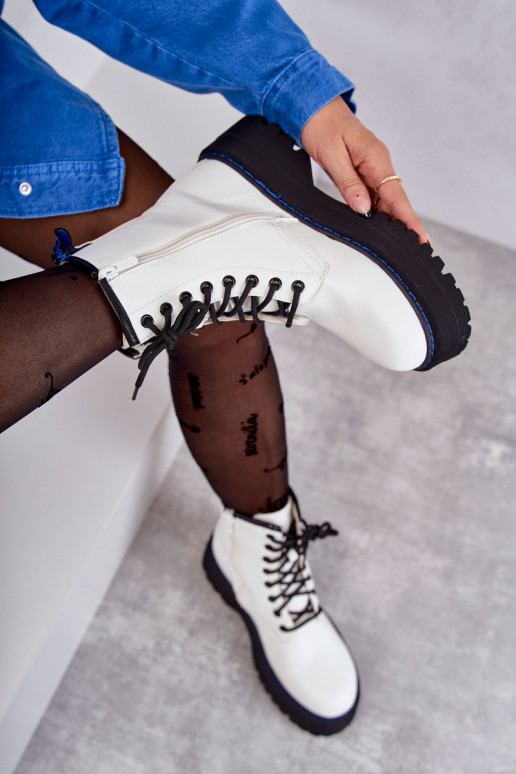 Moteriškas su dirželiais Moteriški kerziniai batai baltos spalvos Callie