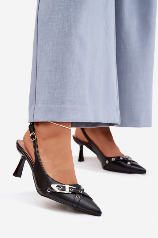 Moteriškos basutės su plonais kulniukais su juostelėmis I su sagtimis juodos spalvos Parina