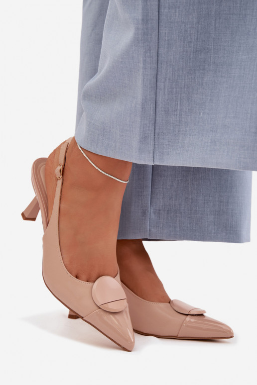 Moteriškos basutės su plonais kulniukais Su puošniais Detalem smėlio spalvos Tai tuririae