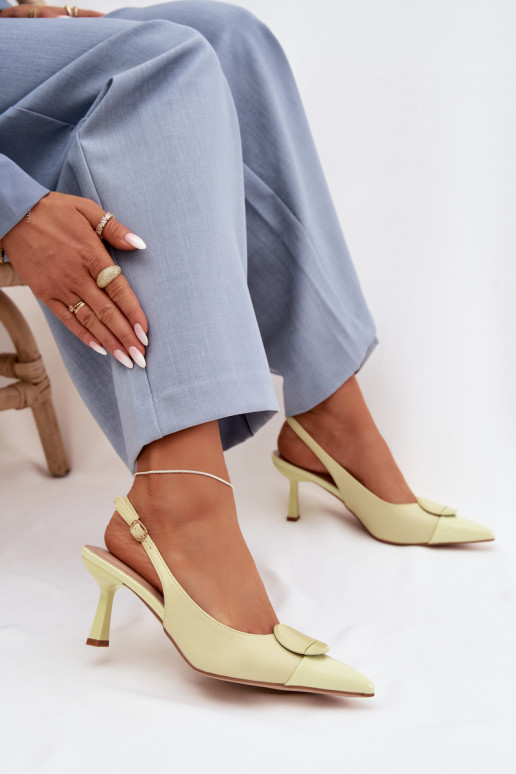 Moteriškos basutės su plonais kulniukais Su puošniais Detalem geltonos spalvos Tai tuririae