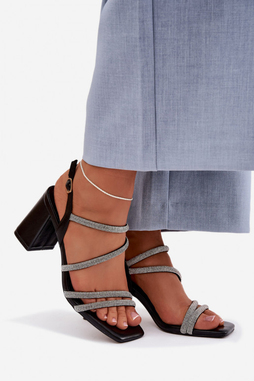 Moteriškos aukštakulnės basutės su juostelėmis Ir cirkoniai juodos spalvos Brelia