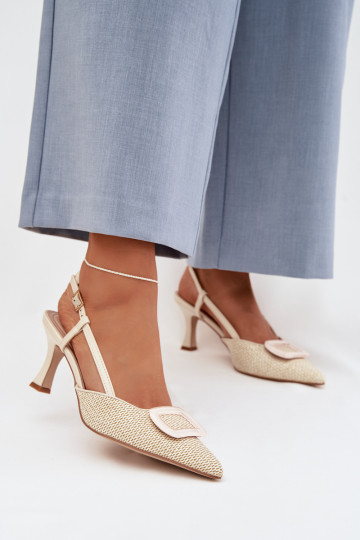 Moteriškos basutės su kulniukais Su puošniais Elementas smėlio spalvos Eslina