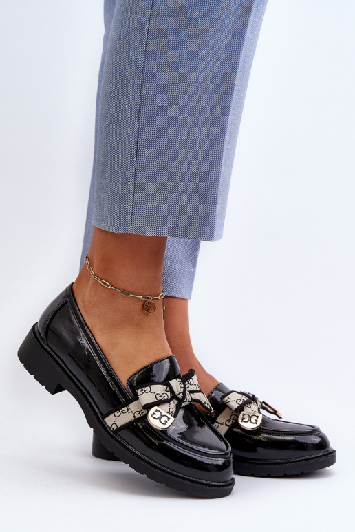 su lako efektu Moteriškas batai Mokasinai S.Barski HY330A juodos spalvos