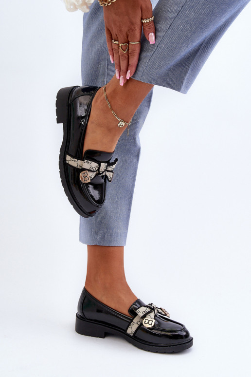 su lako efektu Moteriškas batai Mokasinai S.Barski HY330A juodos spalvos