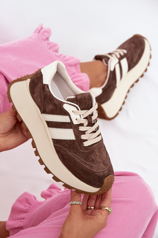 Sneakers modelio batai iš zomšos su platforma D&A GR61-5986 CzekoladoĮe