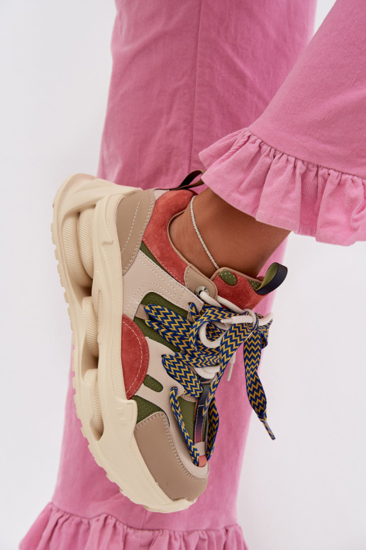 Oda Sneakers modelio batai Moteriškas su platforma D&A CR61-3133 smėlio spalvos