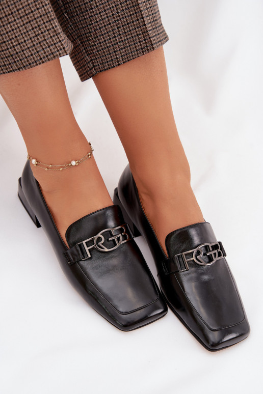 Oda moteriški mokasinai Su puošniais Detalem D&A CR61-3125 juodos spalvos