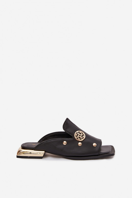 Odinės šlepetės Ze aukso spalvosmi Ozdobami D&A CR61-3060 juodos spalvos