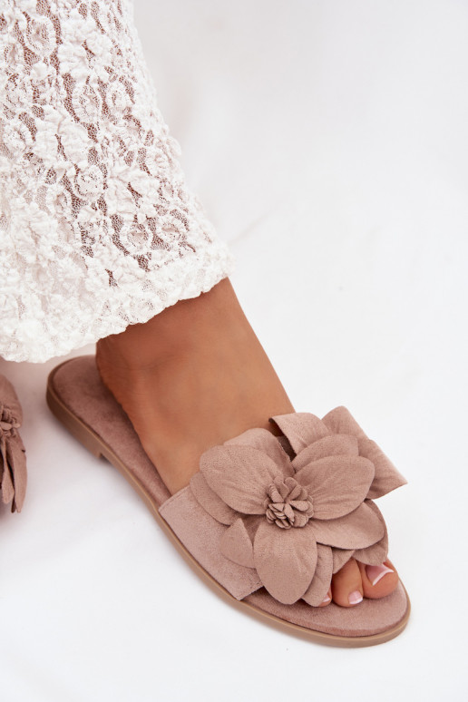 lygiapadžiai Moteriškos šlepetės Su puošniaisi su gėlių motyvaisami smėlio spalvos Elzoria