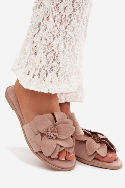 lygiapadžiai Moteriškos šlepetės Su puošniaisi su gėlių motyvaisami smėlio spalvos Elzoria