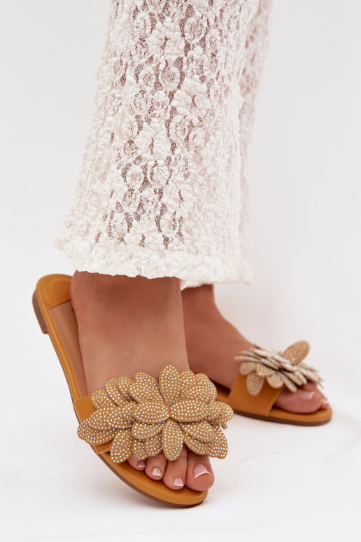 Šlepetės Moteriškas butas Su dekoracija geltonos spalvos Grelora