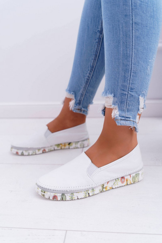 Moteriškas batai Tai turiciejka Įsispiriamo modelio Oda baltos spalvos 03512-11