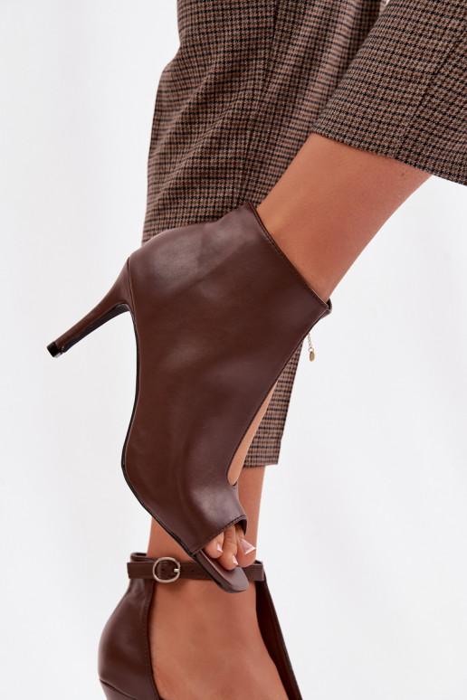 Moteriškos basutės su plonais kulniukais CzekoladoĮe Helira