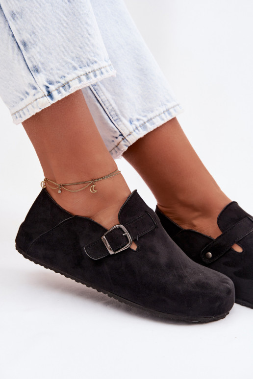 batai Moteriškas iš eko zomšosoĮe su sagtimis juodos spalvos Ismora