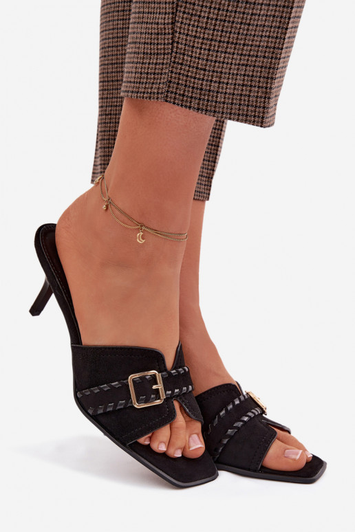 Moteriškos šlepetės su plonais kulniukais su dirželiais I Złotą su sagtimis juodos spalvos Jelira