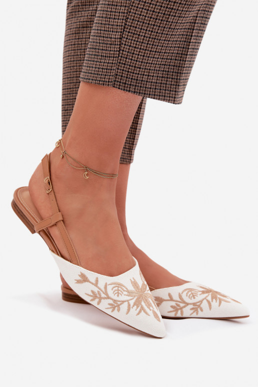 Moteriškos basutėssuHaftem Įjungta lygiapadžiai rudos spalvos Grelia