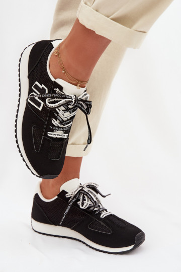 Sneakers modelio batai Moteriškas Su puošniais Suvarstymasm juodos spalvos Henira