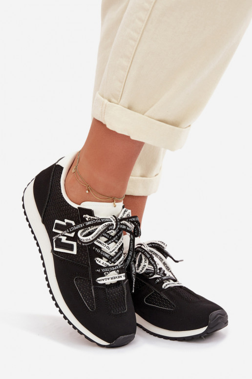 Sneakers modelio batai Moteriškas Su puošniais Suvarstymasm juodos spalvos Henira