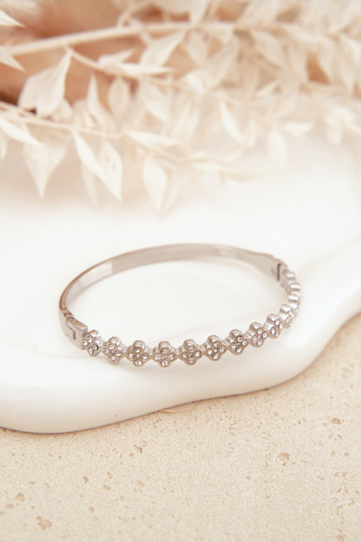 Apyrankė Moteriška su tviskančiomis akutėmis sidabro spalvos