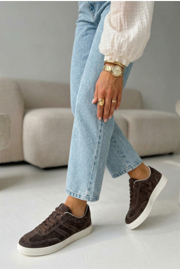 Sneakers modelio batai iš zomšos Vinceza 95400 CzekoladoĮe