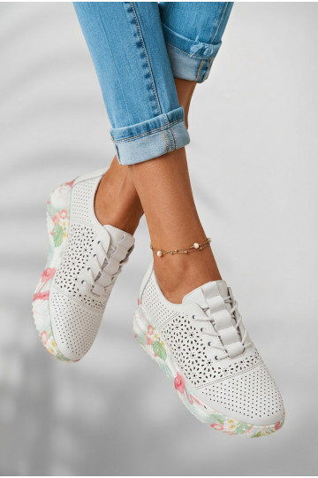 Oda su aužūro elementais batai Moteriškas baltos spalvos Telina