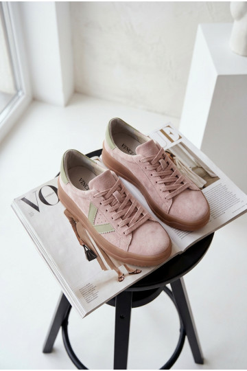 Sneakers modelio batai MoteriškassuĮjungtaturalnego iš zomšosu su platforma Vinceza 79597 rožinės spalvos