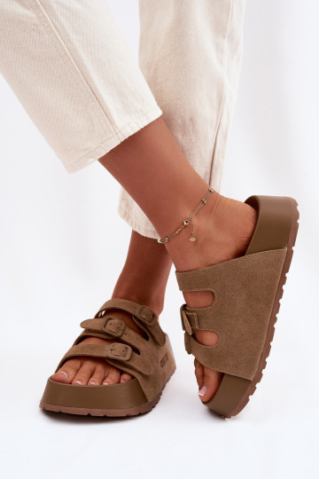 Moteriškos šlepetės su platforma su juostelėmis Big Star TT274530 rudos spalvos