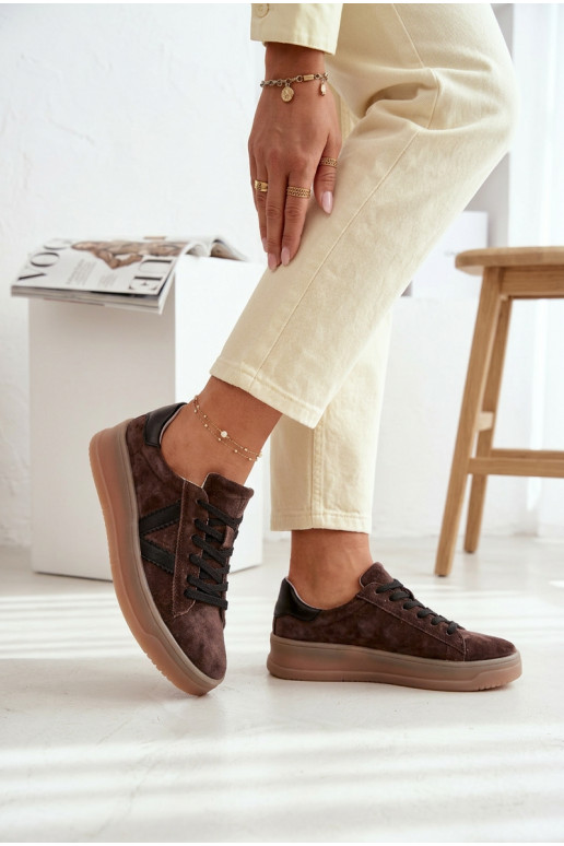 Moteriški sportinio stiliaus batai iš natūralios zomšos su platforma Vinceza 79597 rudos spalvos