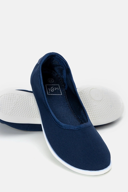 Tamsiai mėlyni vaikų balerinų batai...