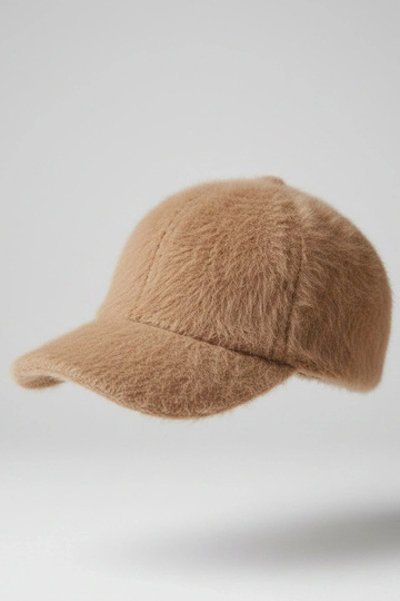 Ruda kepurė su snapeliu Natis