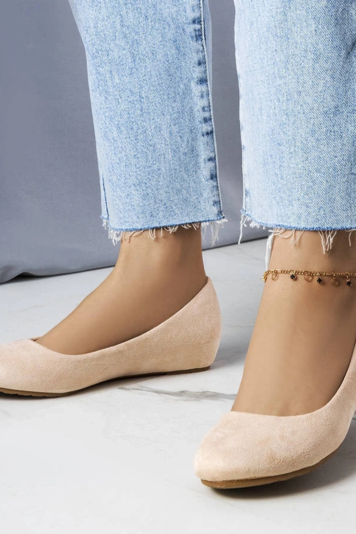 Smėlio spalvos balerinų batai su žemu...