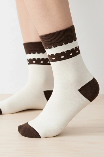 Smėlinės šiltos kojinės su rudu akcentu Sella 2