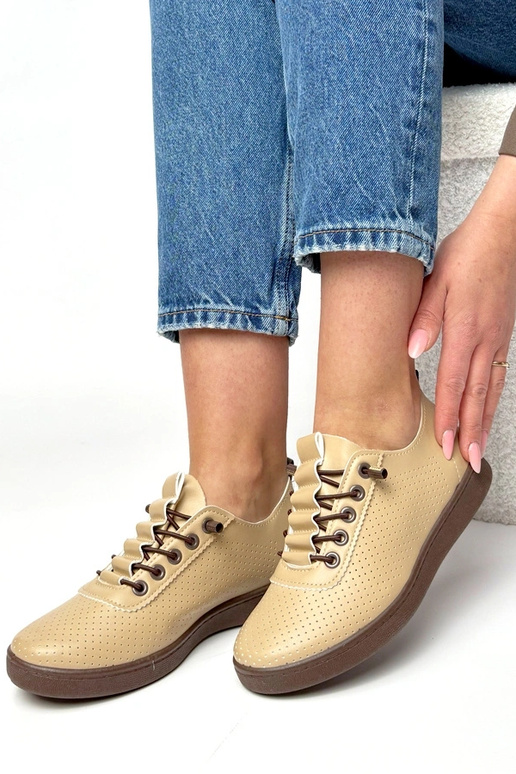 Smėlio spalvos įmaunami perforuoti...