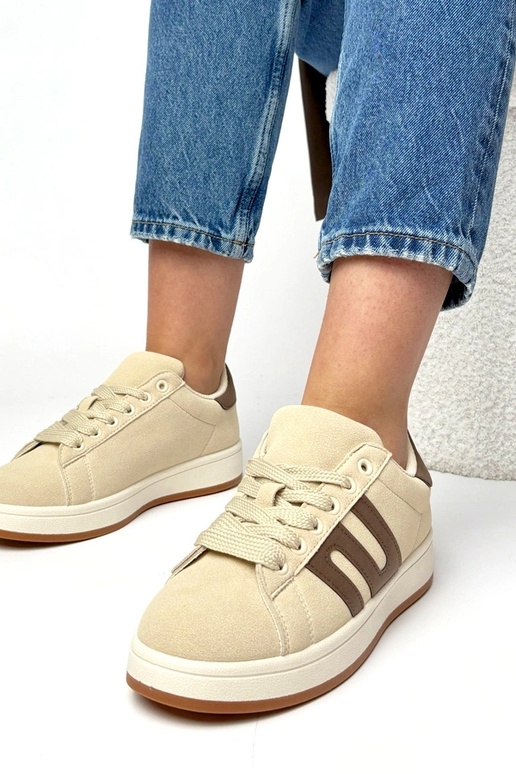 Smėlio spalvos kasdieniai sportbačiai...