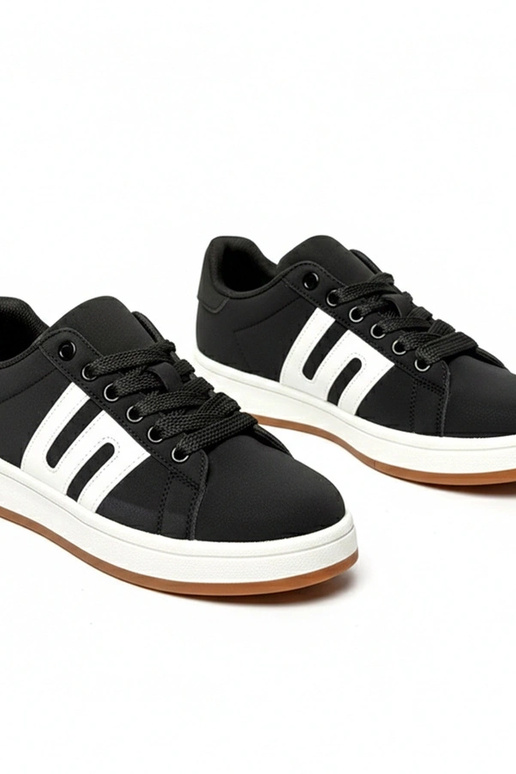 Juodi kasdieniai sportbačiai Delphine