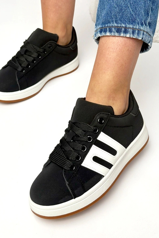 Juodi kasdieniai sportbačiai Delphine