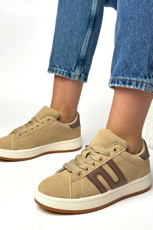 Tamsiai smėlio spalvos kasdieniai...