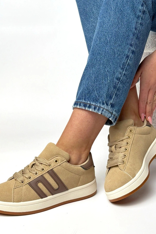 Tamsiai smėlio spalvos kasdieniai...