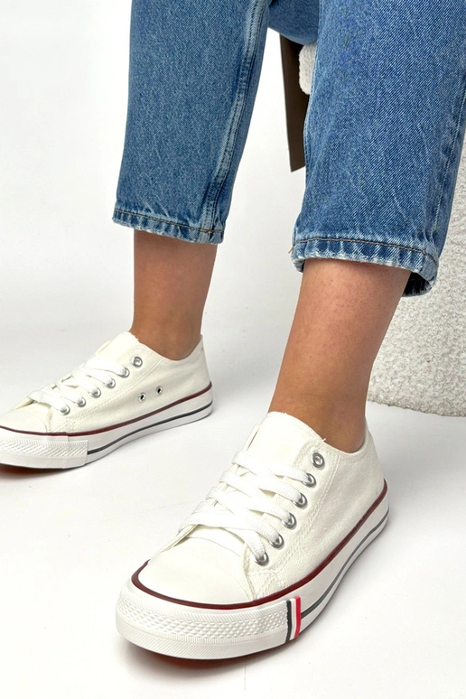 Balti kasdieniai sportbačiai Manon