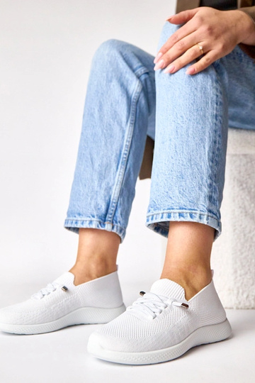 Balti moterų sportiniai...