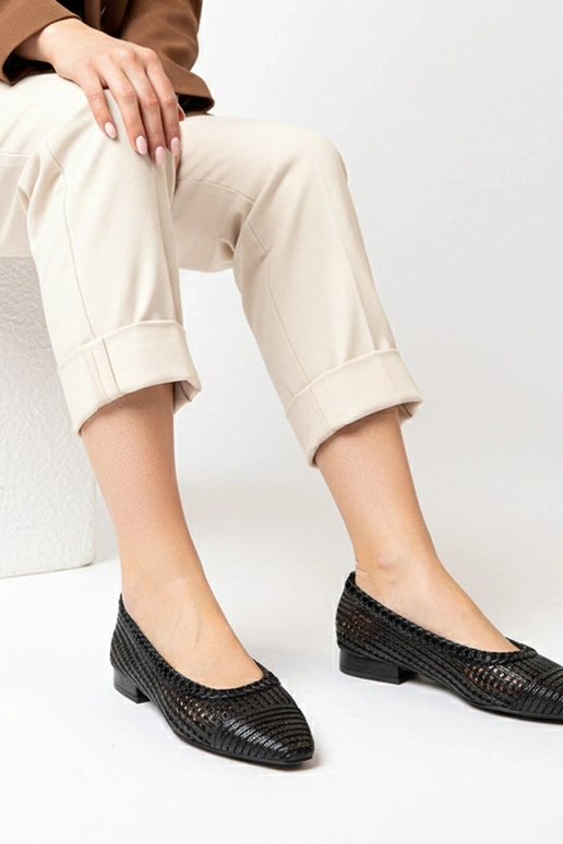 Juodos ažūrinės balerinukės mažu...