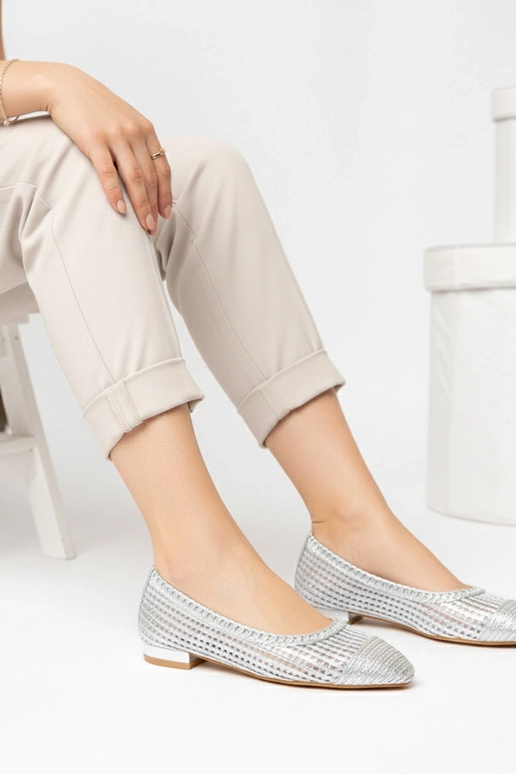 Sidabrinės ažūrinės balerinukės mažu...